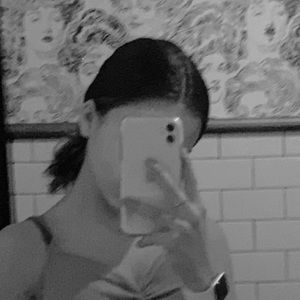 Meet your Posher, Alexandra